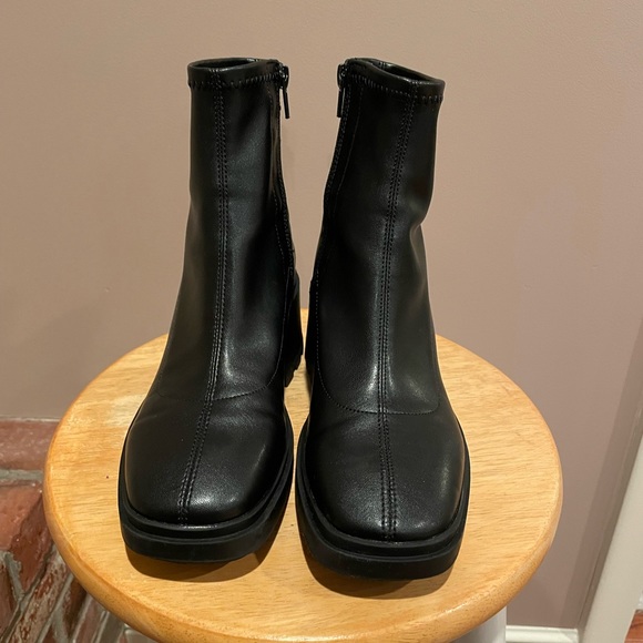 COPY - Topshop Baxter Chunky Sock Boots - Picture 4 of 7